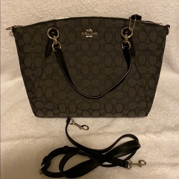 Coach Handbags - Coach handbag